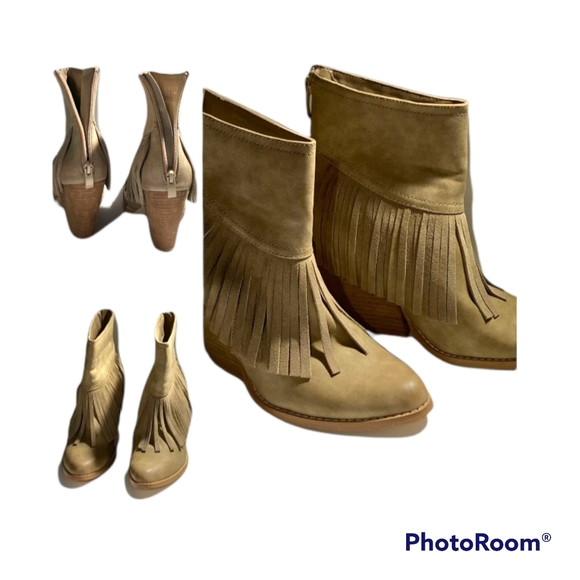 Very Volatile California Woman Ankle Bootie Size 8 - Picture 8 of 9